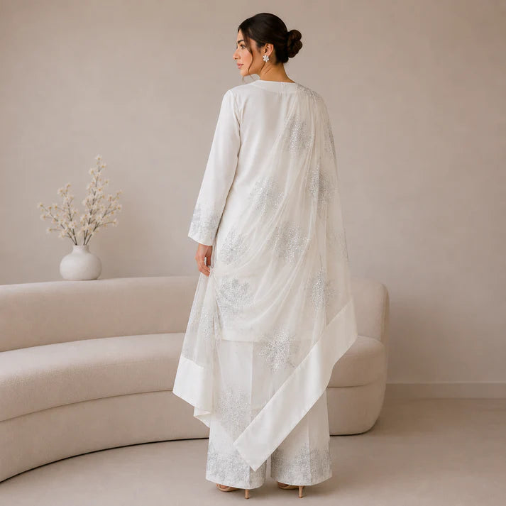 White Luxury 3-Piece Embroidered Suit