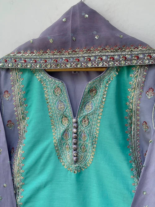 STITCHED LAWN FORMALL Collection AZNA(LILAC PURPLE & Soft FEROZI)
